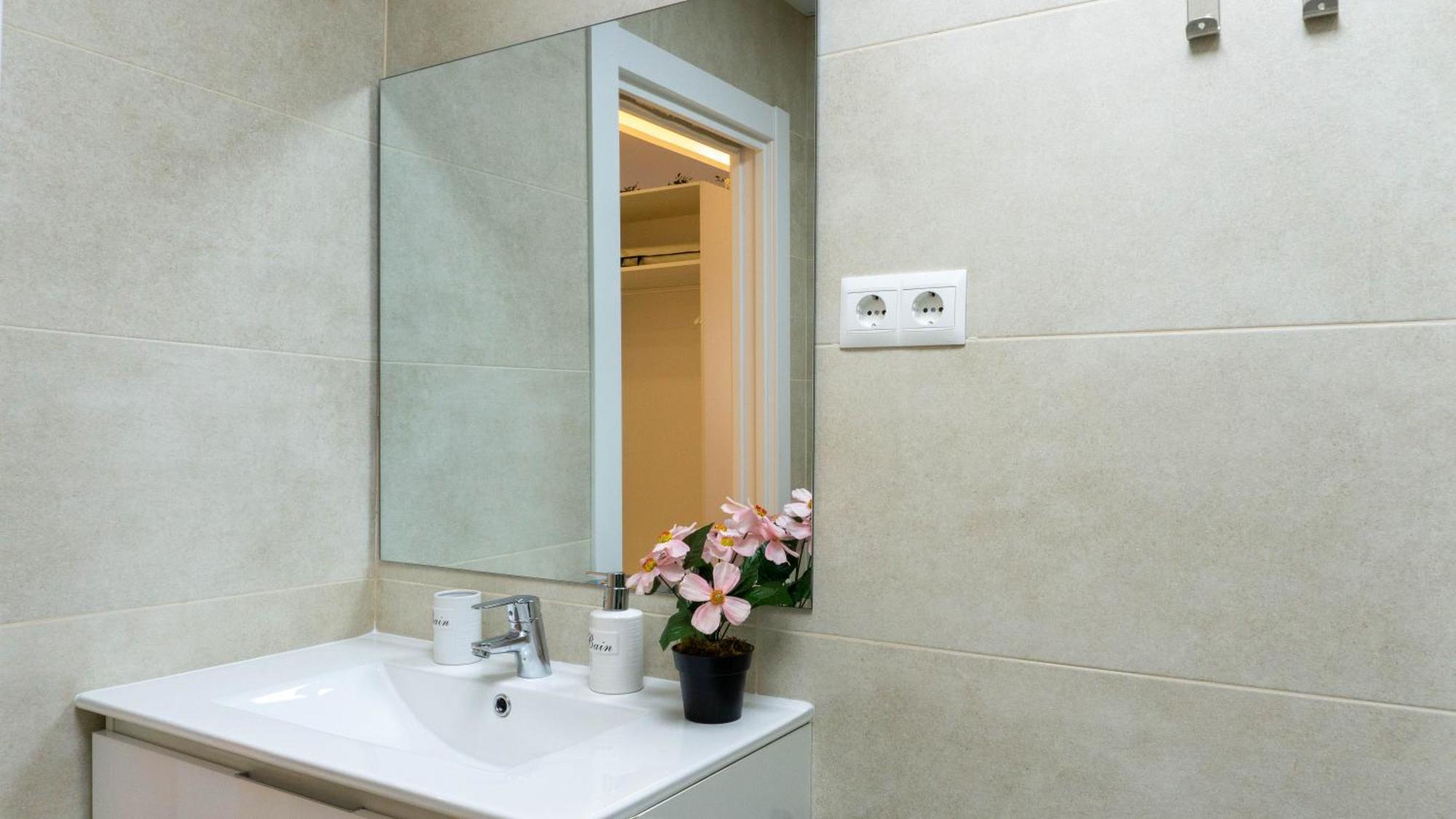 Modern Mendoza Loft Màlaga